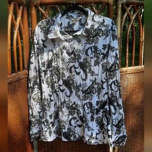 🍀3/15 🆕️ White Stag Floral Blouse